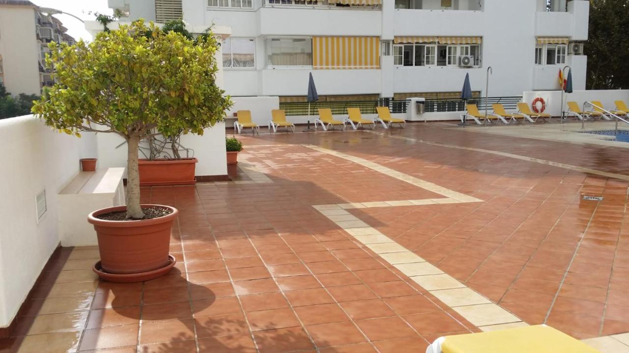 Ferienwohnung Apartamento De La Croix Fuengirola Exterior foto